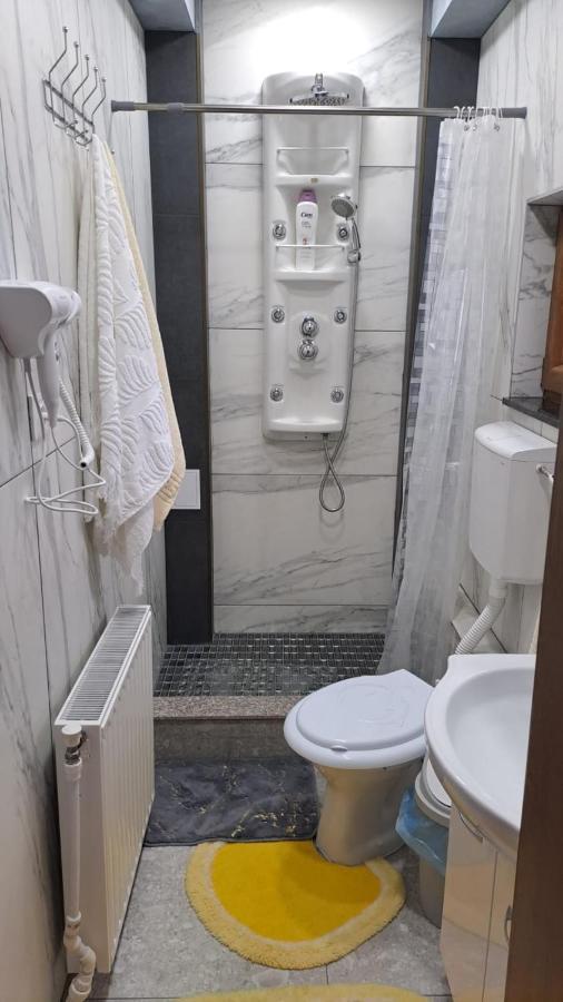 גורה הומורולווי Casa Luna מראה חיצוני תמונה